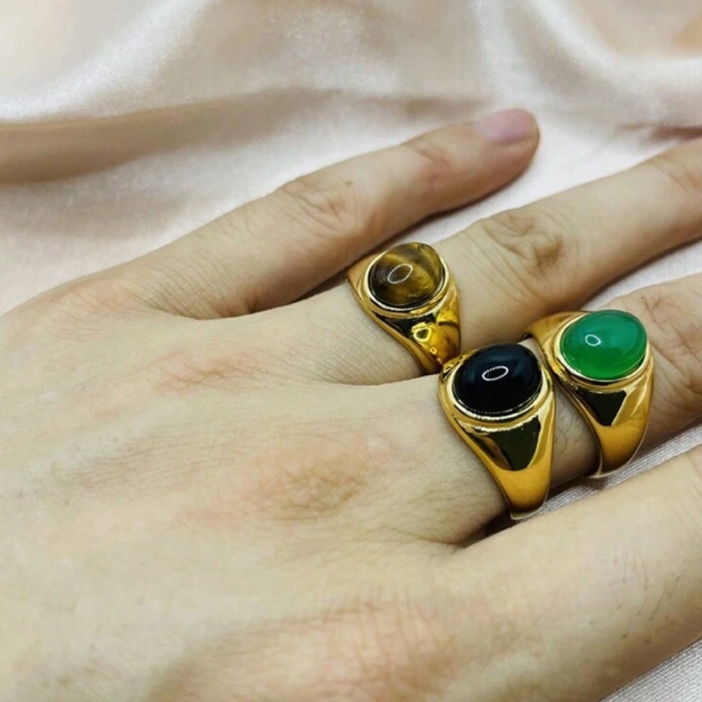 Anthropologie Gold Ring with Green Cabochon - Picture 5 of 5